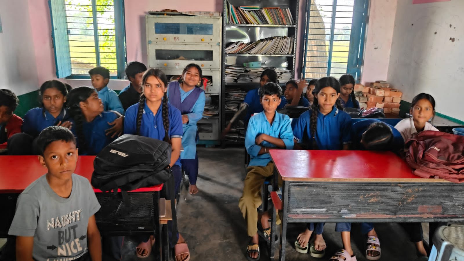 खटीमा के चंदेली राजकीय पूर्व माध्यमिक विद्यालय में लगाया गया विधिक जागरूकता कैंप