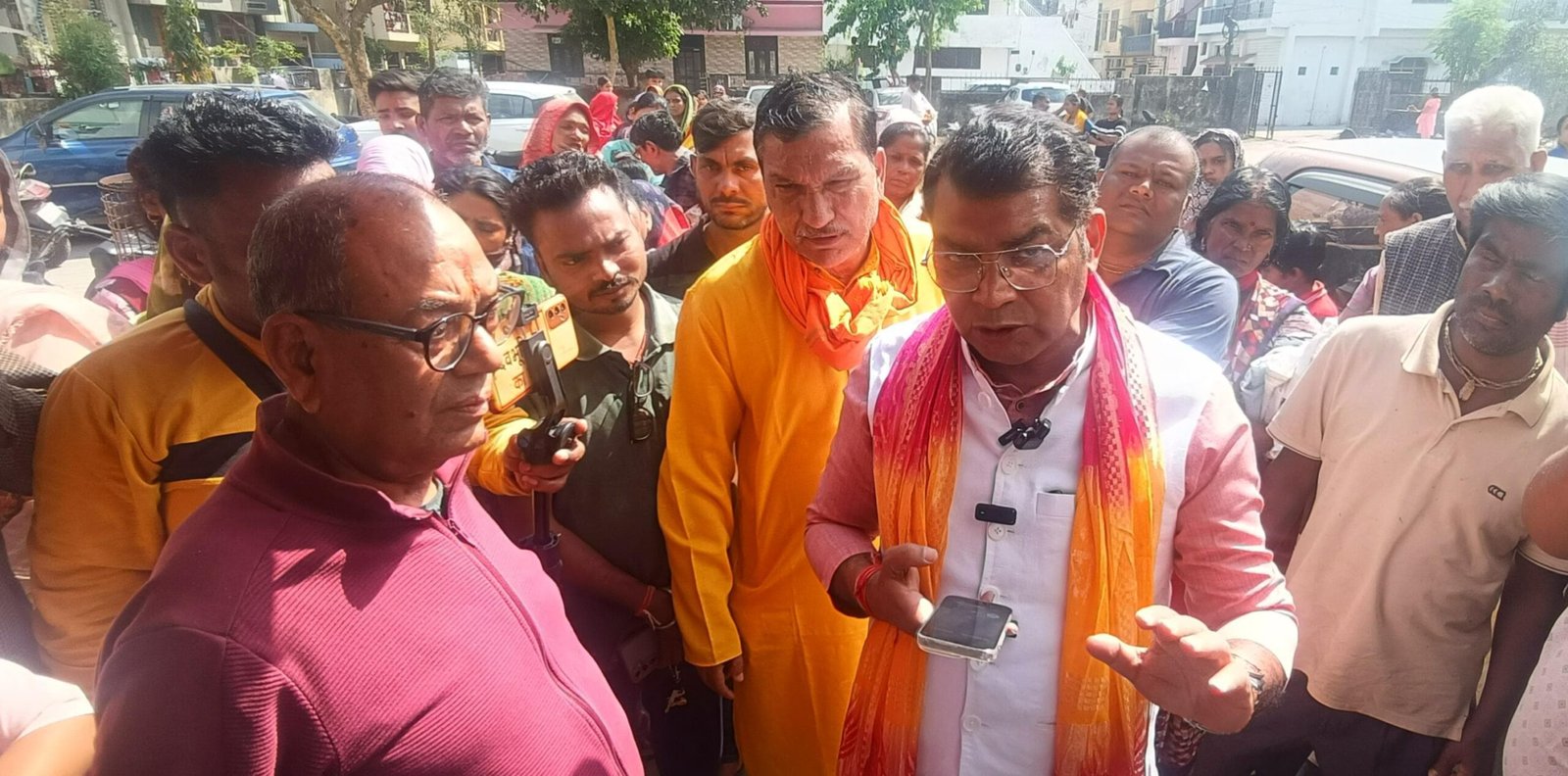 विधायक शिव अरोरा के सख्त तेवर व फटकार के बाद जागा खाद्य अपूर्ति विभाग, जिला पूर्ति अधिकारी ने लिखित आदेश जारी कर 25 मार्च से लंबित चल रहें एक माह के राशन को बटाने के लिखित आदेश किये जारी