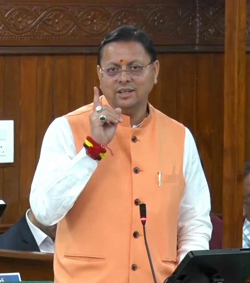 मुख्यमंत्री पुष्कर सिंह धामी बोले, महिला सशक्तिकरण के प्रयासों पर न हो किसी भी प्रकार की राजनीति