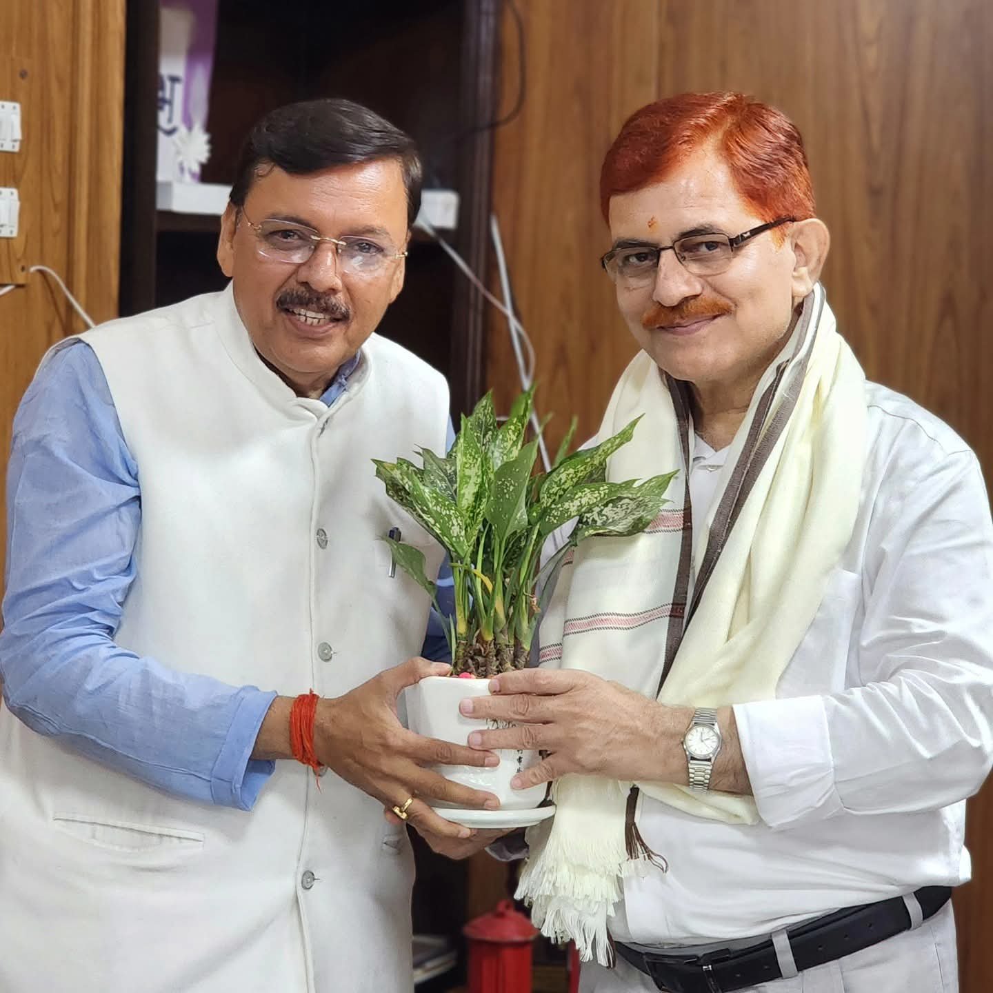 पूर्व विधायक राजेश शुक्ला ने पंतनगर विश्वविद्यालय के कुलपति से शिष्टाचार मुलाकात