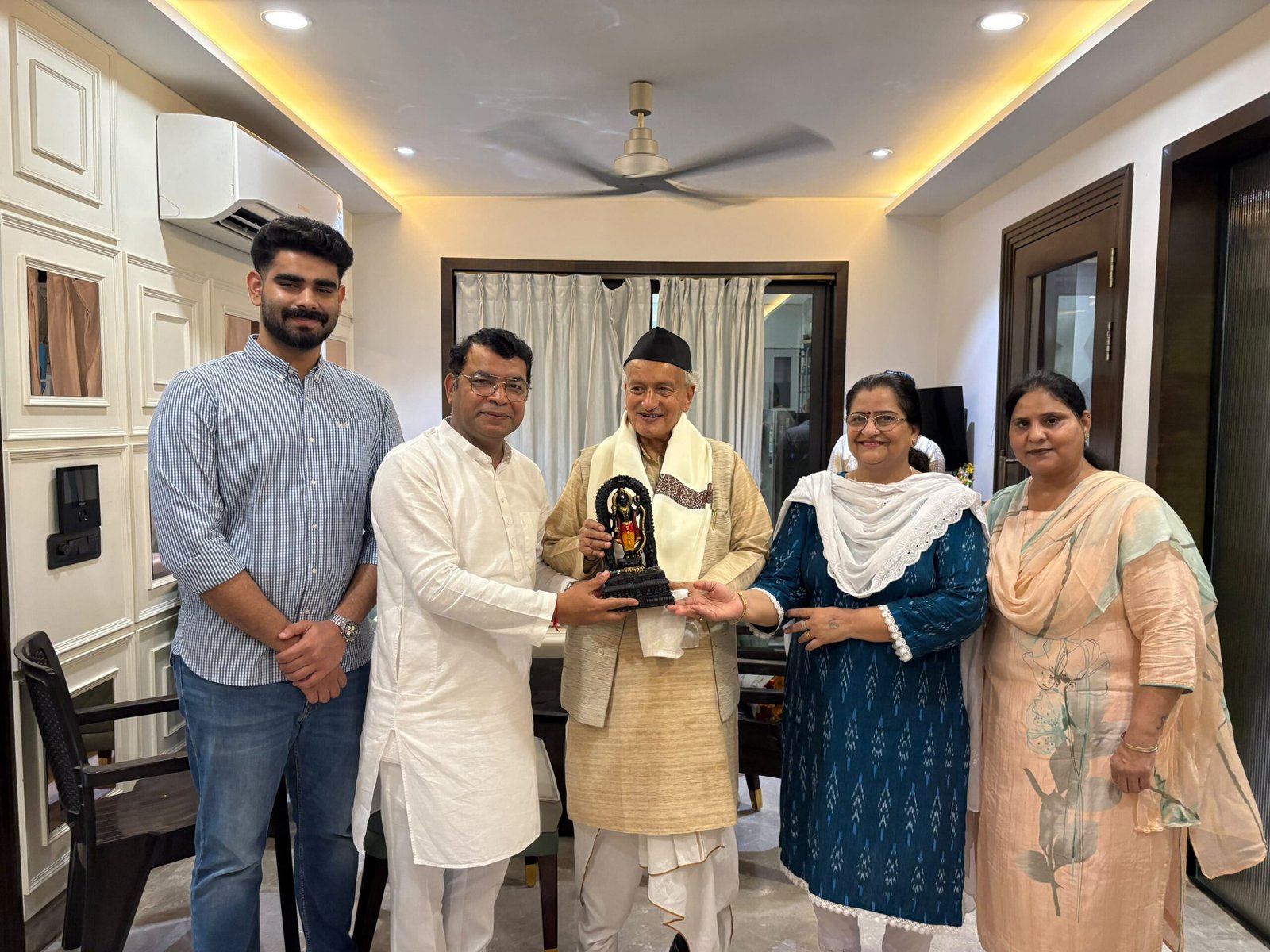 भगत सिंह कोश्यारी का कार्यकर्त्ता को संदेश पार्टी की विचारधारा सर्वोपरि, एकजुटता व आपसी संवाद से निकलते है सकरात्मक परिणाम