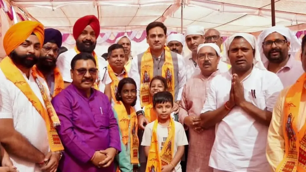 सितारगंज की सुप्रिया कॉलोनी में भव्य मंदिर निर्माण का शिलान्यास, कैबिनेट मंत्री सौरभ बहुगुणा ने की सहभागिता